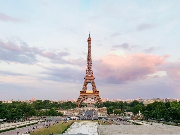Fun-Loving Travelers Guide To Paris
