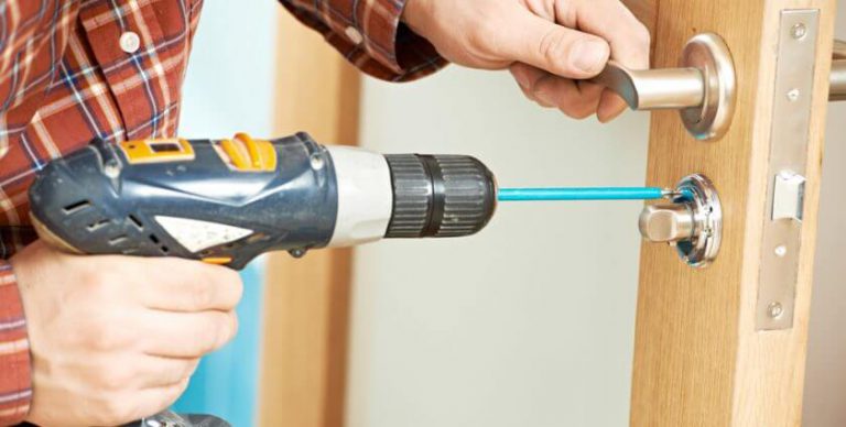 4 Essential Tasks Every Locksmith Can do for Property Owners
