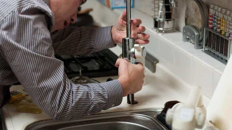 6 Crucial Tips to Avoid Plumbing Disasters in Your New Office