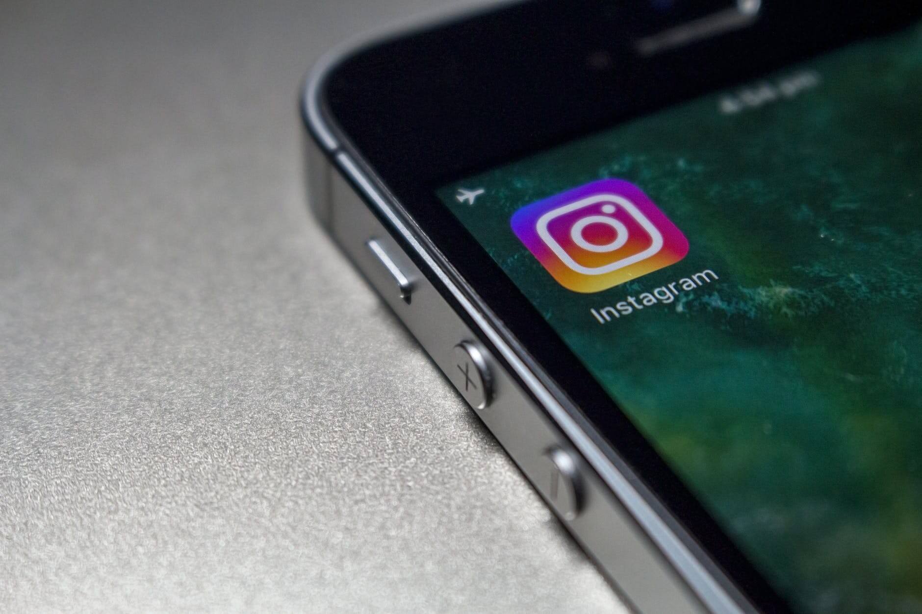 How Instagram Became An Amazing Tool for The Business And Personal Use