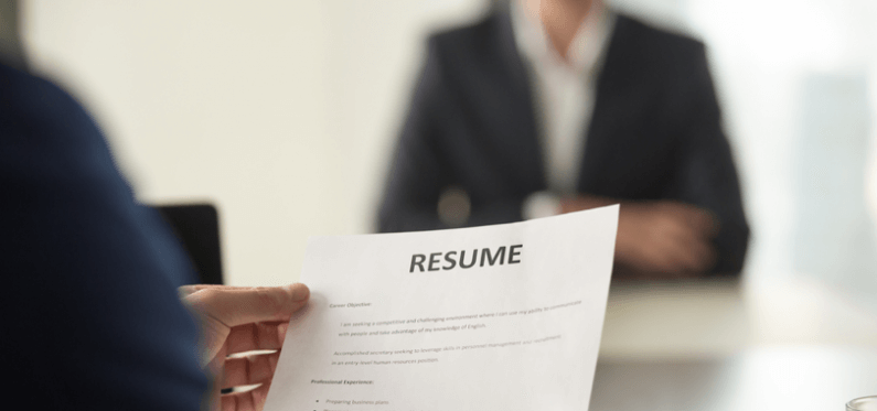 How a Good Resume Affects the Search for a High-Paying Job
